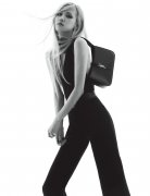 腋下包太烧！盘点YSL、MIU MIU……昆凌连晒两咖、占满Lisa的IG版面